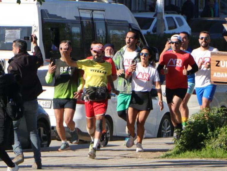 Depremzedeler için 3 bin 600 kilometre koşan Fransız sporcu, Adana kebabıyla karşılandı