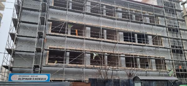 Çatıdan düşen şantiye şefi öldü