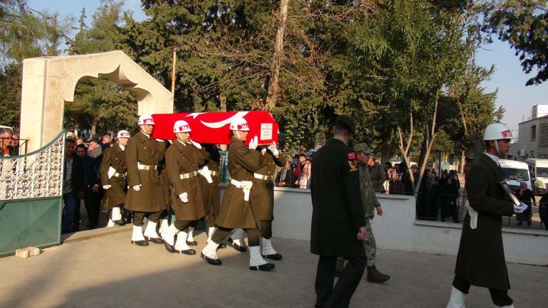 Beyin kanamasından hayatını kaybeden uzman çavuş, toprağa verildi