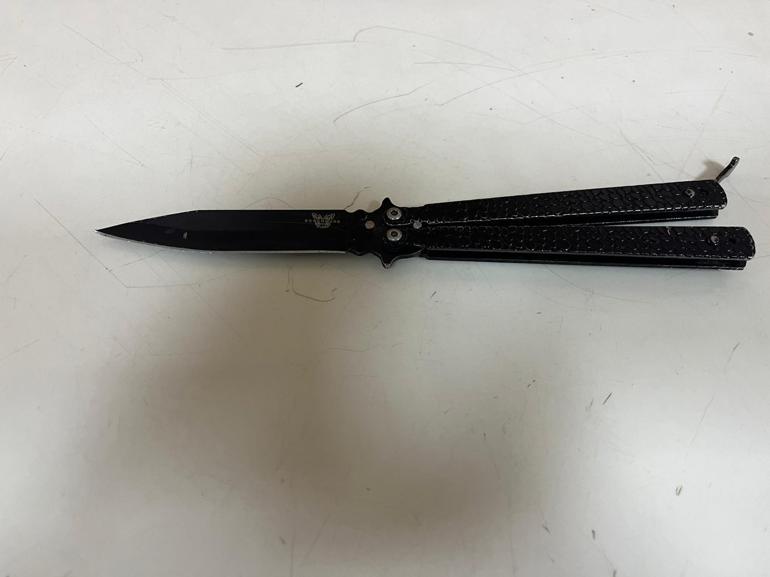 Bağcılarda kafede çıkan kavgada bıçaklandı; o anlar kamerada