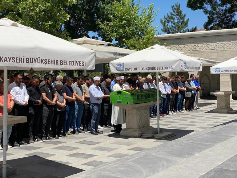 Müşteri alma tartışmasında meslektaşını öldüren taksicinin babası da tutuklandı