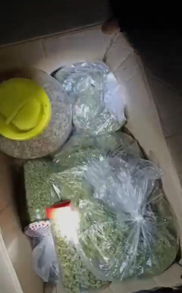 Uyuşturucu imalathanesine dönüştürülen eve yapılan operasyonda 2 tutuklama