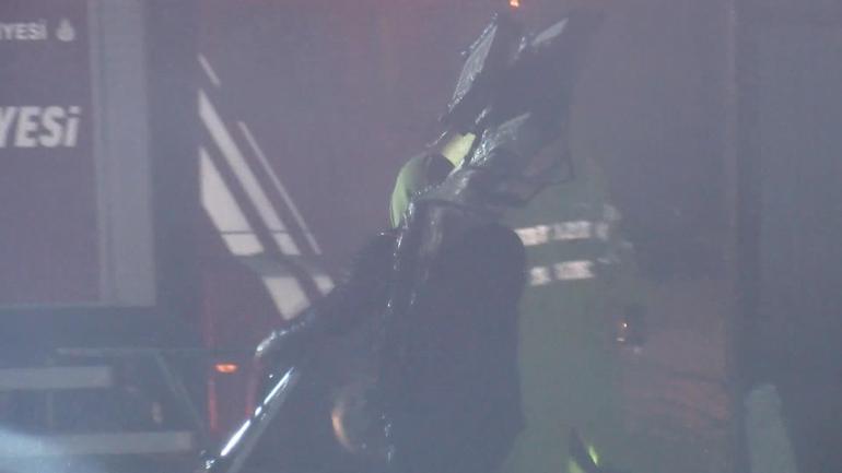 Arnavutköyde film platosunda yangın