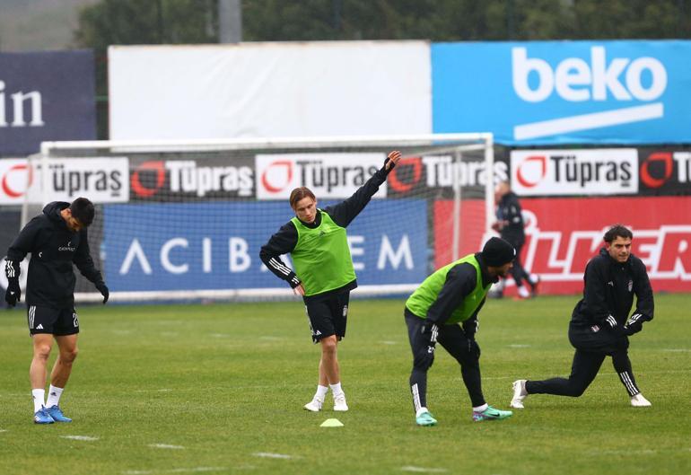 Fernando Santos ve Svensson, Beşiktaşta ilk antrenmanlarına çıktılar