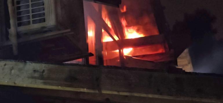 Sapancada, tek katlı evde çıkan yangın söndürüldü
