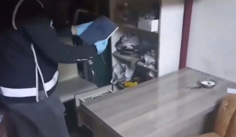 İzmirde, naylon fatura operasyonu; 5 gözaltı