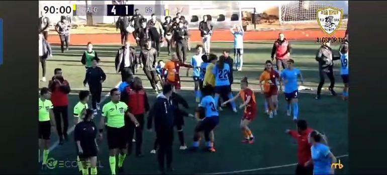 ALG Spor - Galatasaray kadın futbol ligi maçı sonunda yaşananların yankıları sürüyor
