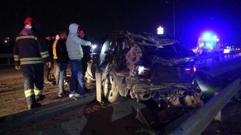 Makas atarken kaza yaptı; yaralı arkadaşını bırakıp kaçtı