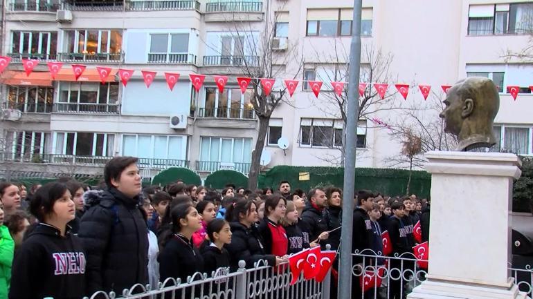 81 ilde okullarda şehitler için saygı duruşu