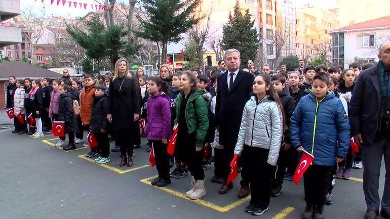 81 ilde okullarda şehitler için saygı duruşu
