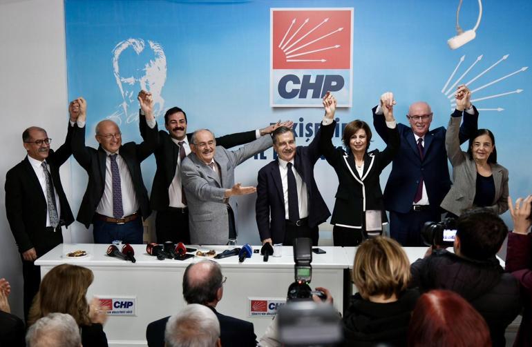 25 yıllık başkanlık dönemi biten Büyükerşen’den CHP’ye eleştiri