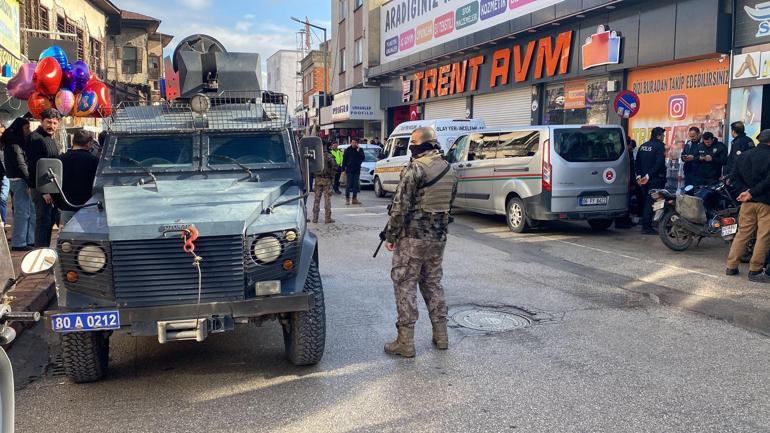 İcra memurlarıyla hacze giden polis memuru tabancayla vuruldu