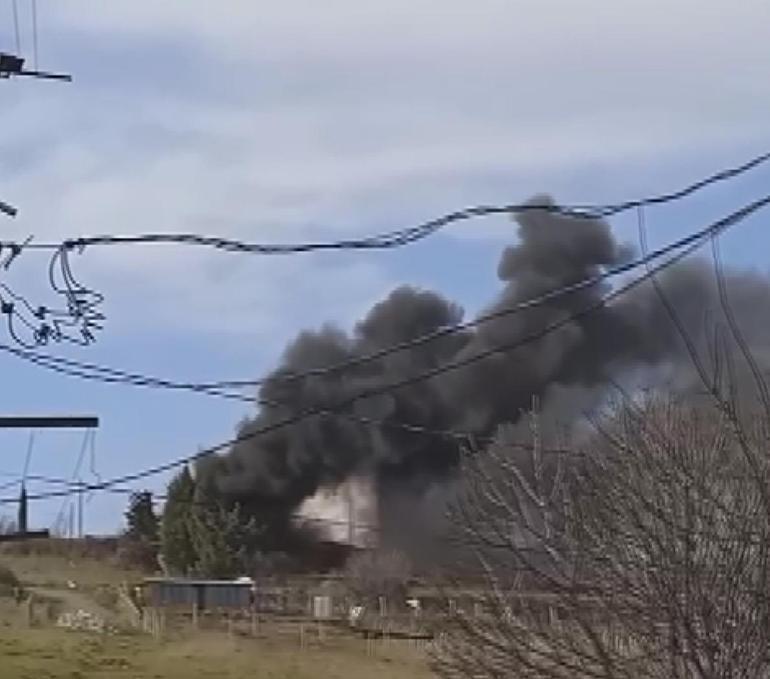 Arnavutköyde askı üretimi yapılan iş yerinde yangın