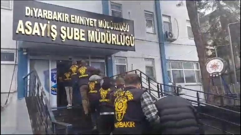 Diyarbakır ve İzmirde dolandırıcılara Paydos operasyonu: 12 gözaltı