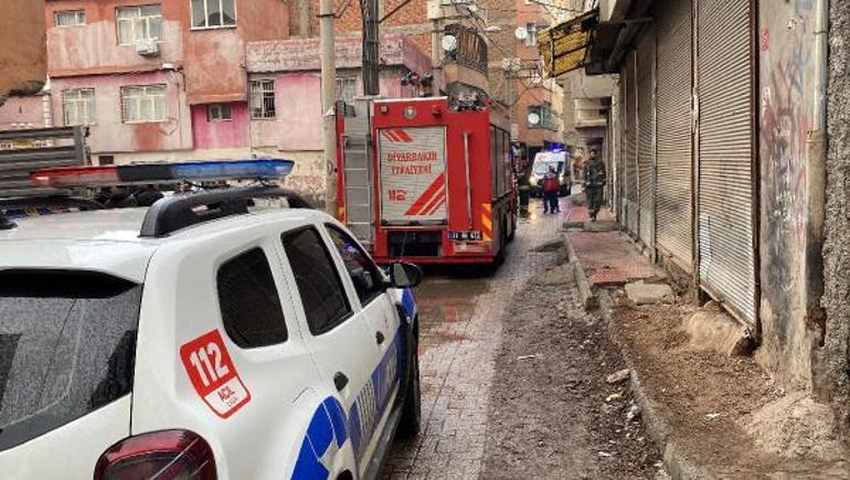 Diyarbakırda evde yangın: 1 ölü