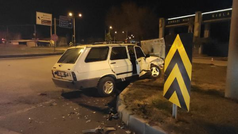 Alkollü yakalanan ehliyetsiz sürücü, 1 saat sonra kaza yaptı