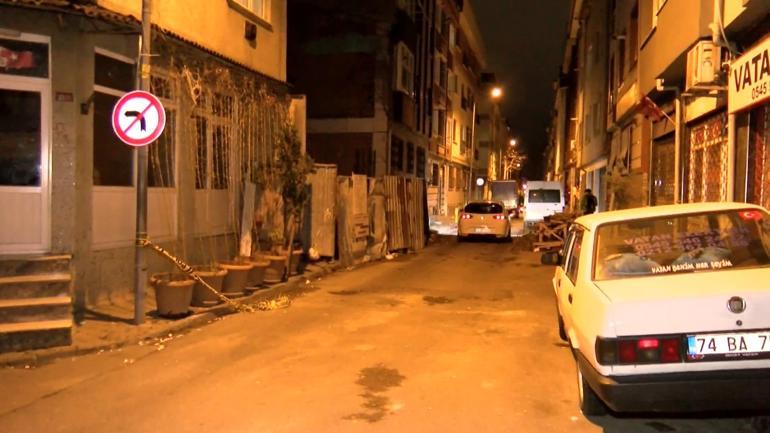 Bayrampaşada karısı ile trafikte tartışan sürücüyü tetikçi tutup vurdurdu