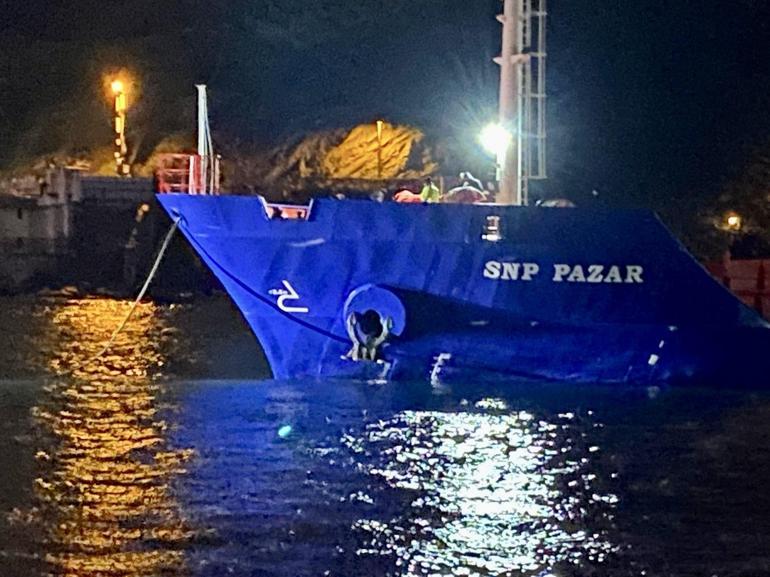 İstanbul Boğazında arıza yapan gemi kurtarıldı; boğaz trafiği normale döndü