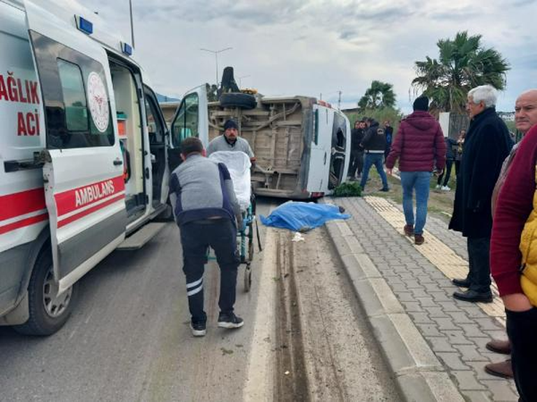 İşçi servis minibüsü TIRa çarptı: 1 ölü, 7 yaralı