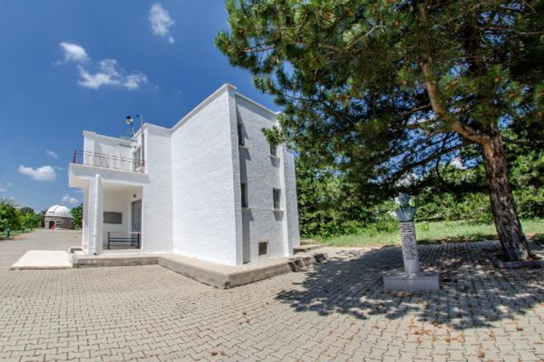 Ankara Üniversitesi, Kreiken Rasathanesinin yerleşkesine Alper Gezeravcı adını verdi