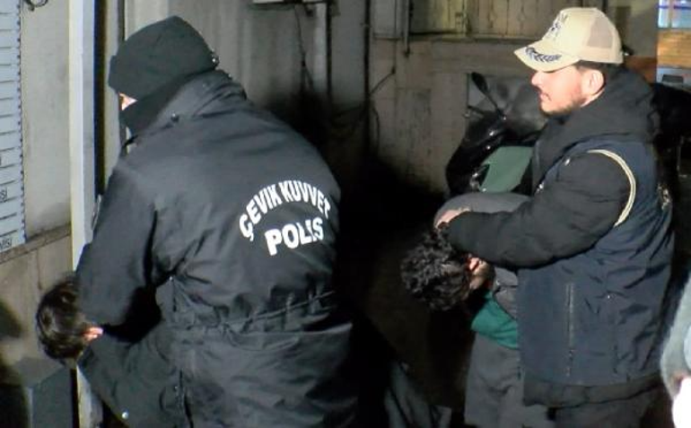 Kilise saldırısıyla ilgili gözaltına alınan şüpheliler sağlık kontrolünden geçirildi