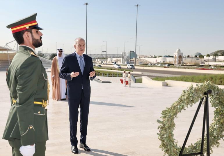 Kurtulmuş’un Birleşik Arap Emirliklerinde şehitlik ziyareti