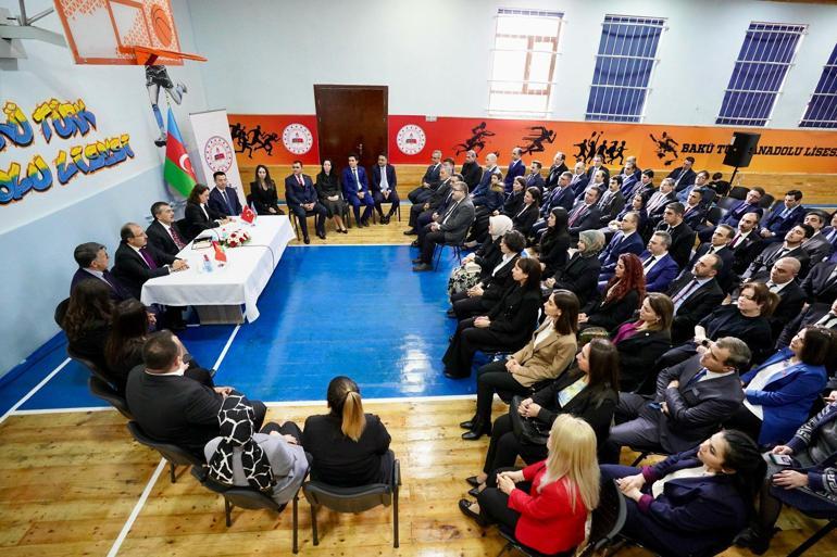 Bakan Tekin, Azerbaycan Başbakanı Esedov ile görüştü