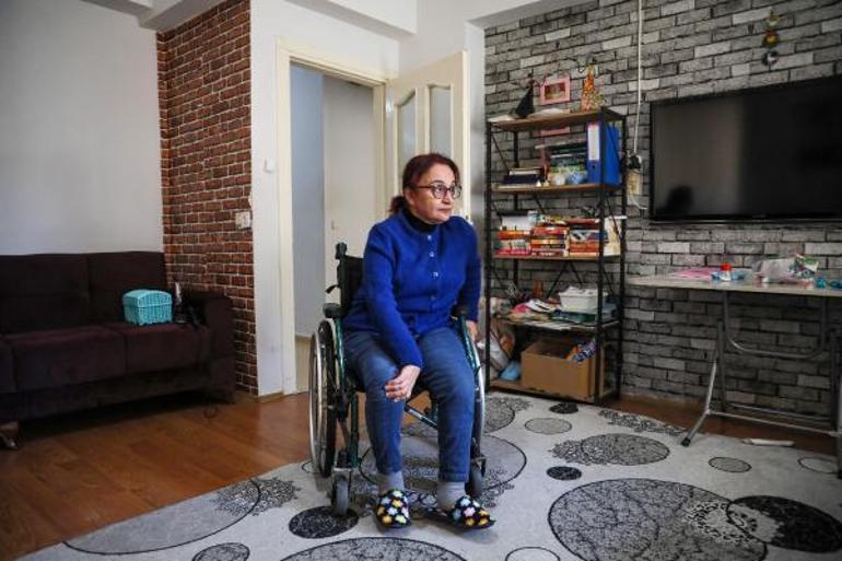 Depremde evi yıkılan bedensel engelli: Hataya dönmeyi çok istiyorum