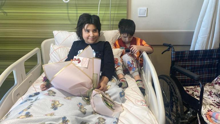 Depremde bacağı kesilen Aysimanın eğitim talebi yerine getirildi
