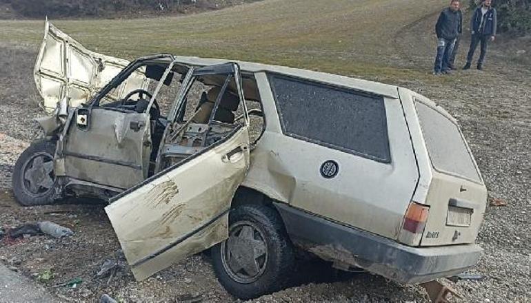 Ankarada iki otomobil kafa kafaya çarpıştı: 4 ölü, 2 yaralı