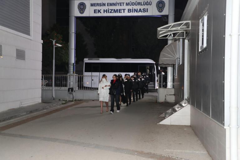 Mersinde şantaj çetesine operasyon: 10 gözaltı