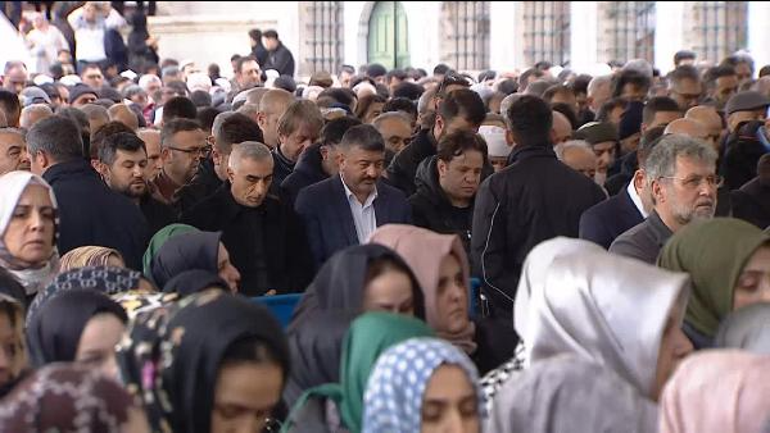 AK Parti İstanbul İl Kadın Kolları Başkan Yardımcısı kazada hayatını kaybetti