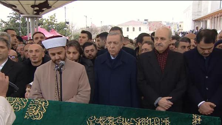 AK Parti İstanbul İl Kadın Kolları Başkan Yardımcısı kazada hayatını kaybetti