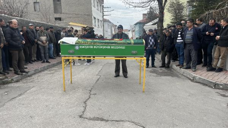 Eskişehirde çocukların bıçaklı kavgası: 1 ölü