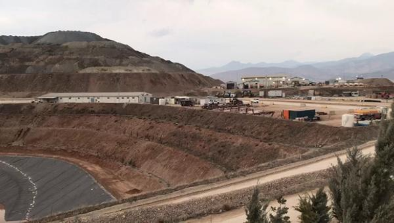 Altın madeni sahasında toprak kayması: 9 işçi kayıp