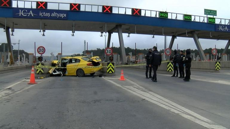 Kuzey Marmara Otoyolunda taksi gişelerdeki beton bariyere çarptı: 1 ölü 1 yaralı