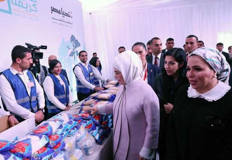 Emine Erdoğan’ın Kahire temasları