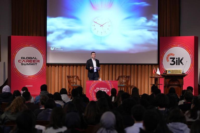 Türkiyenin dört bir yanından üniversiteliler iş dünyasından liderlerle buluştu