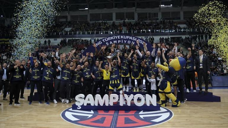 Fenerbahçe Beko, kupasını aldı