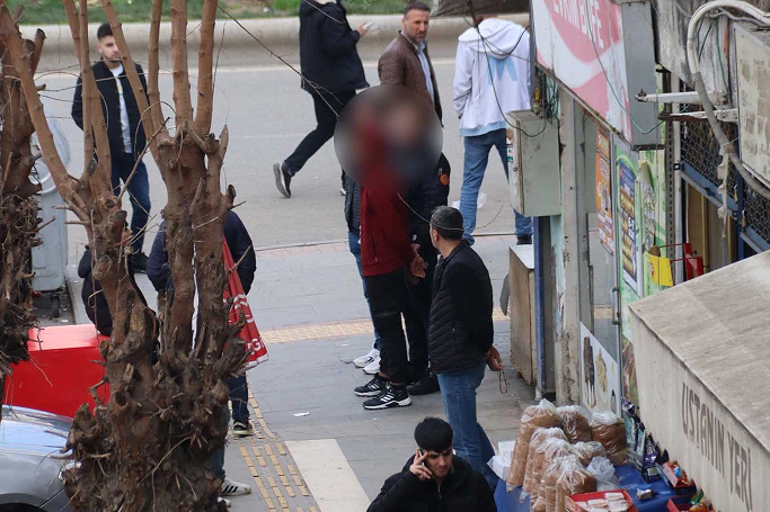 Diyarbakırda dur ihtarına uymayan şüpheli ile polis arasındaki takip kamerada
