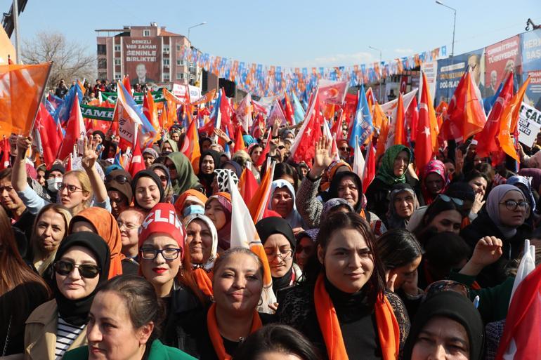 Erdoğan: Kendi içlerinde horoz dövüşünden beter bir kavga halindeler