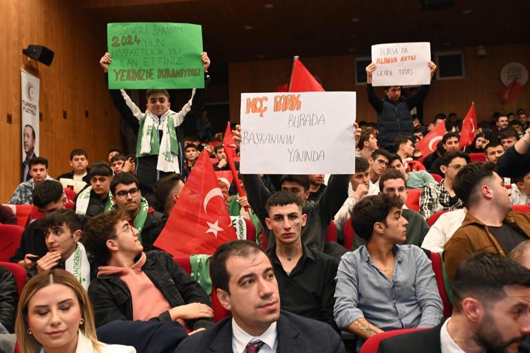 Bakan Bak: Türkiye 22 yıldır bir spor devrimi yaşıyor