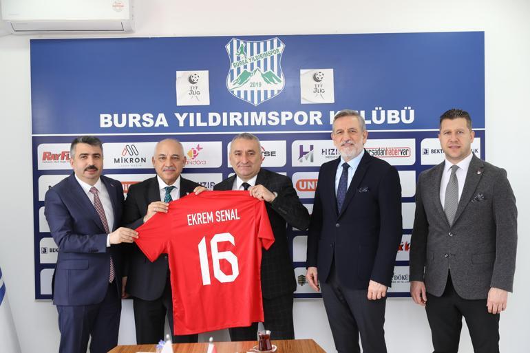 TFF Başkanı Mehmet Büyükekşi ve yöneticiler Bursada spor kulüplerini ziyaret etti