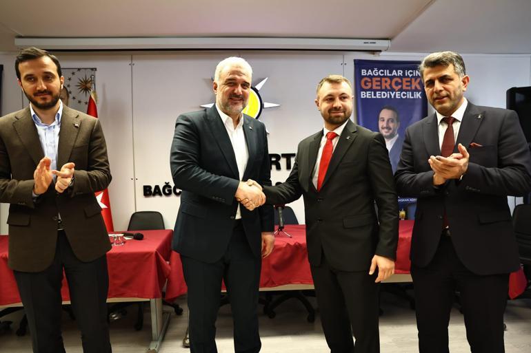 Bağcılarda Gelecek Partisinden istifa eden 50 kişi AK Partiye katıldı