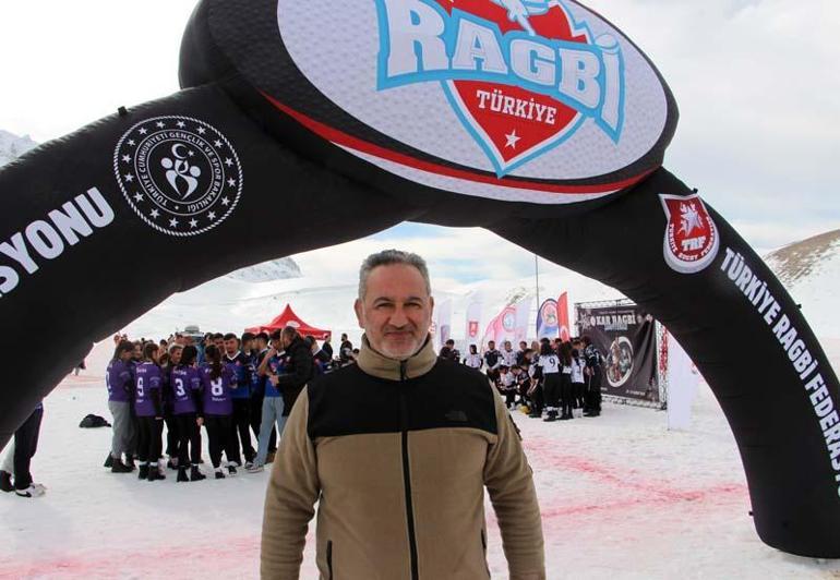 Ispartada Kar Ragbi Şampiyonası düzenlendi