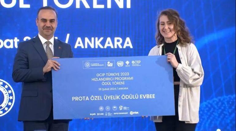 Bakan Kacır: Türkiye, güneş paneli üretiminde Avrupada birinci
