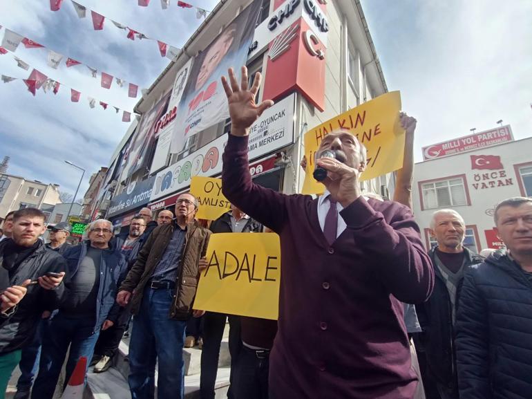 Edirnede CHP İl Başkanlığı önünde, adayımızı geri istiyoruz eylemi