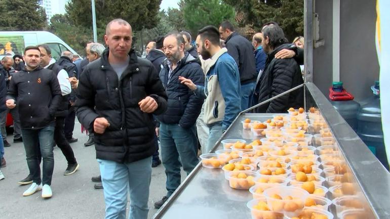 Müslüm Gürses ölümünün 11. yıldönümünde mezarı başında anıldı