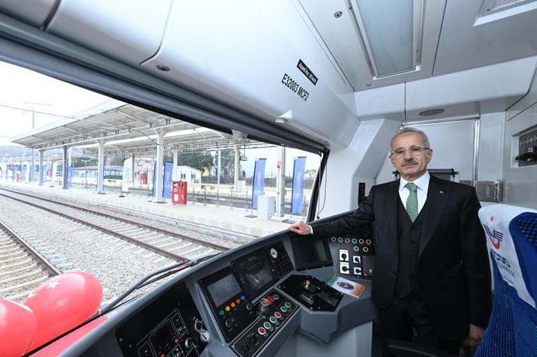 Bakan Uraloğlu: İstanbula yeni bir raylı sistem hattı kazandırıyoruz