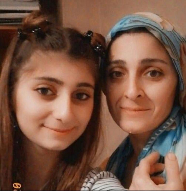 İstanbuldaki kazada ölen aynı aileden 5 kişi, Samsunda yan yana toprağa verildi